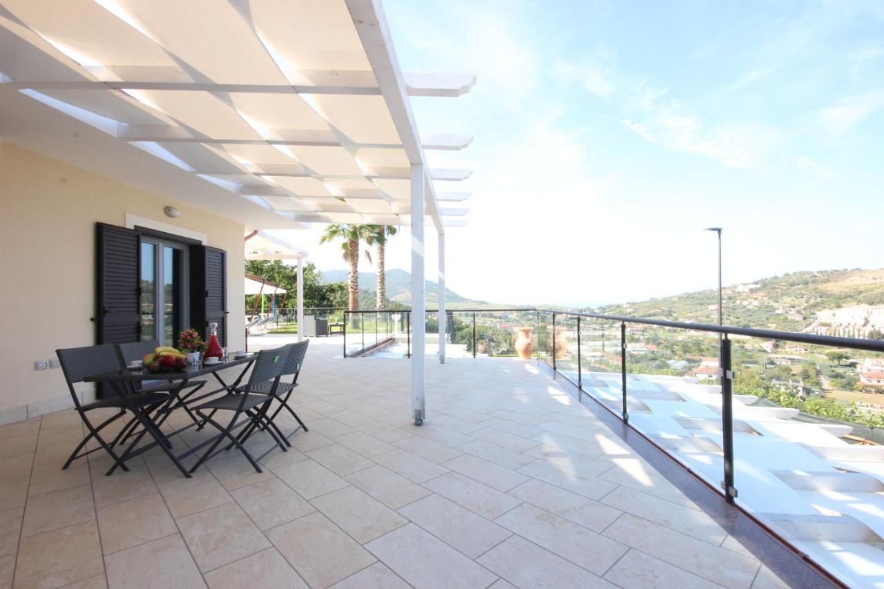 Country House Marj & Jo Resort Agropoli Exterior photo