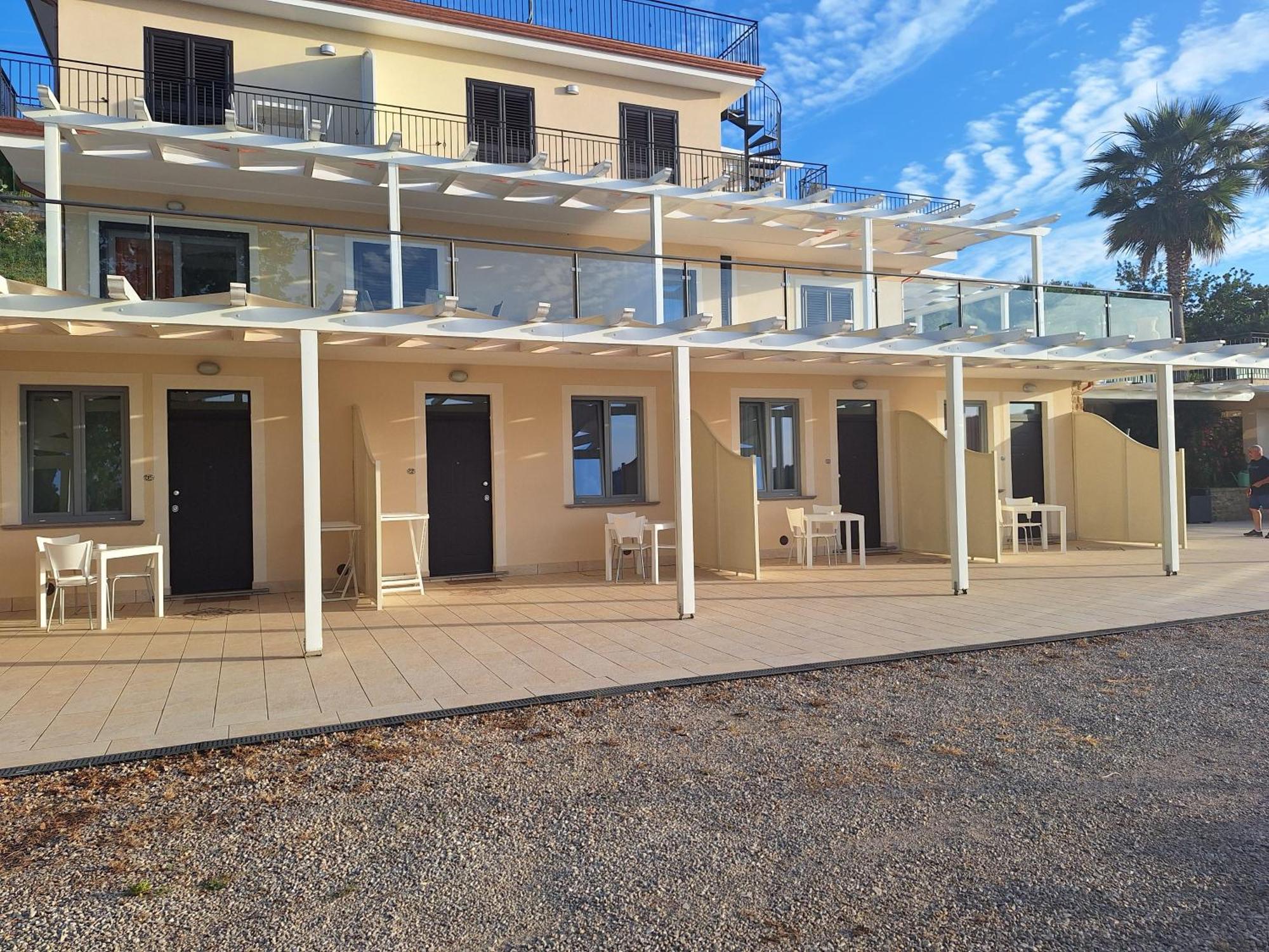 Country House Marj & Jo Resort Agropoli Exterior photo